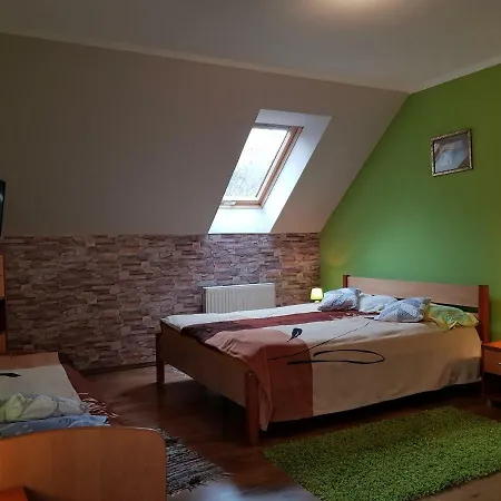 Habitación en casa particular Wynajem Pokoi Pod Lasem Karpacz