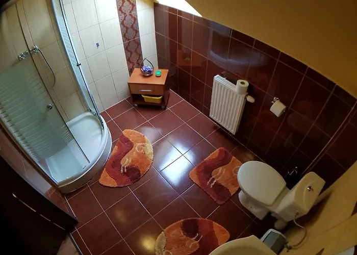 Homestay Wynajem Pokoi Pod Lasem *